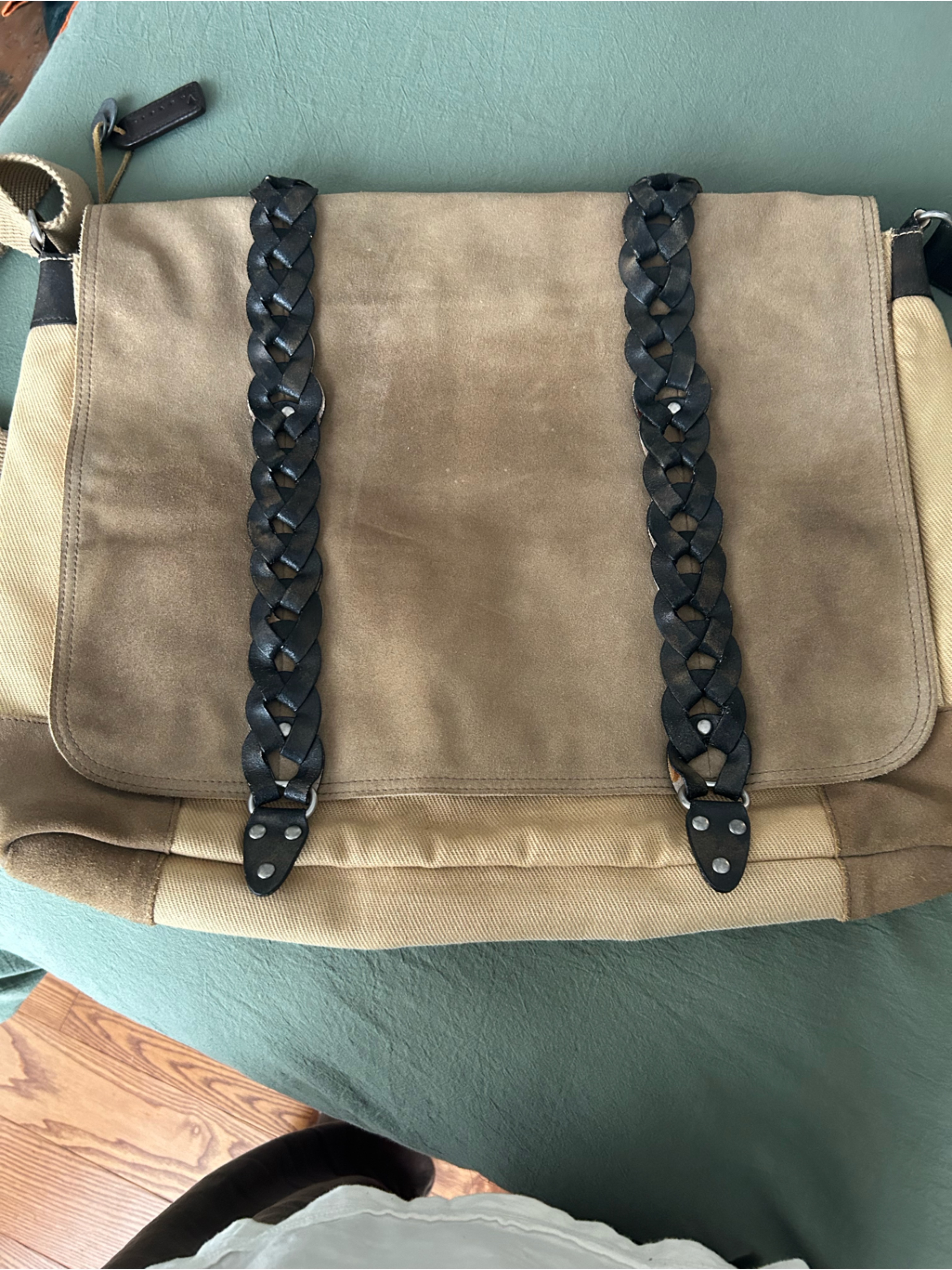 Sisley Laptop/Large Messenger With Braided Leather Straps, Suede Front & Corners